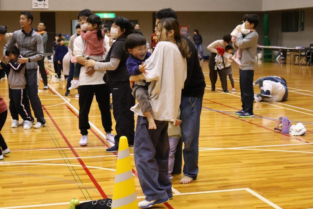 ぎゅっとしてもらってステキな笑顔(^^)/